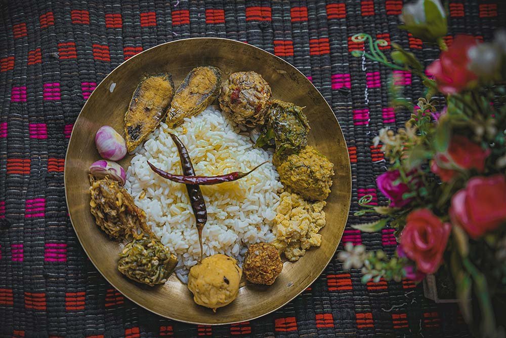 What to Eat While Breastfeeding: Best Indian Diet for New Mothers